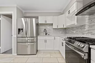 240 E 148th St, Harvey, IL 60426 - Photo 9