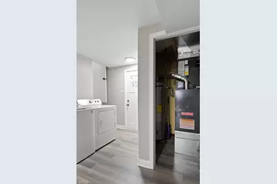 240 E 148th Street, Harvey, IL 60426 - Photo 21