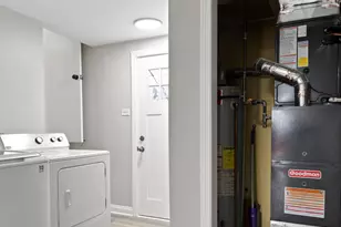 240 E 148th St, Harvey, IL 60426 - Photo 21