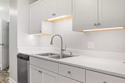 1606 E Stonehenge Drive, Sycamore, IL 60178 - Photo 9