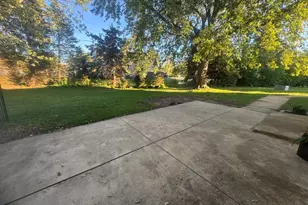 1606 E Stonehenge Dr, Sycamore, IL 60178 - Photo 33