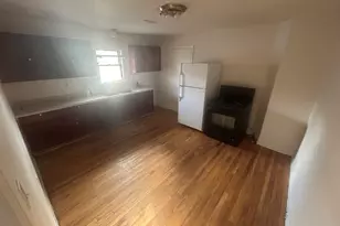 1021 7th St, Rockford, IL 61104 - Photo 5