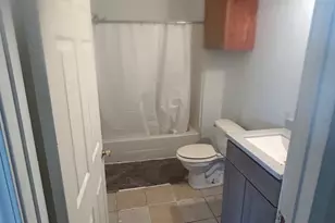 1021 7th St, Rockford, IL 61104 - Photo 9