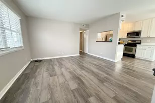 179 Rita Ct, Bartlett, IL 60103 - Photo 5