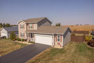 706 E Hewitt St, Forreston, IL 61030 - Photo 33