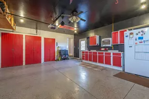 706 E Hewitt St, Forreston, IL 61030 - Photo 21