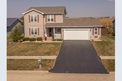 706 E Hewitt Street, Forreston, IL 61030 - Photo 1