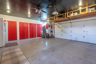 706 E Hewitt St, Forreston, IL 61030 - Photo 23