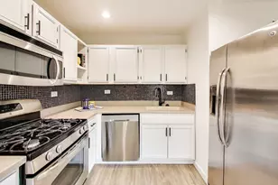 1011 Wesley Ln, Algonquin, IL 60102 - Photo 9