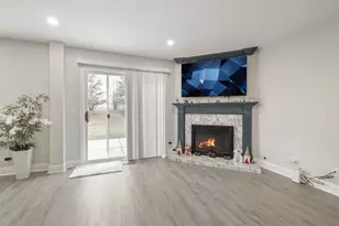 3074 Renard Ln, Saint Charles, IL 60175 - Photo 5