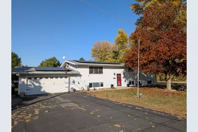 2042 Kenneth Drive, Freeport, IL 61032 - Photo 1
