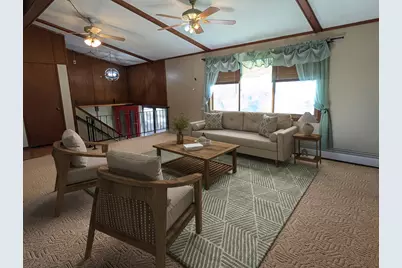 2042 Kenneth Drive, Freeport, IL 61032 - Photo 7