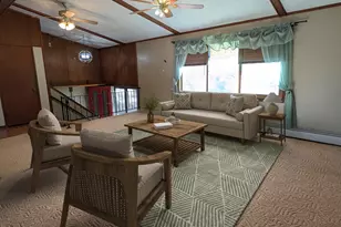 2042 Kenneth Dr, Freeport, IL 61032 - Photo 7