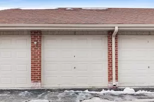 7025 Heritage Cir, Orland Park, IL 60462 - Photo 17