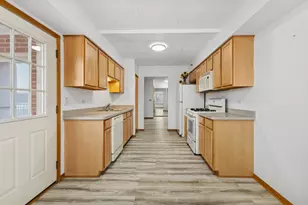 7025 Heritage Cir, Orland Park, IL 60462 - Photo 3