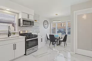 12447 S Bishop St, Calumet Park, IL 60827 - Photo 15