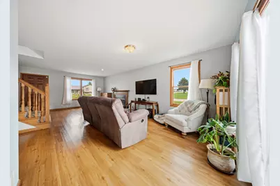 300 Forest Drive, Kirkland, IL 60146 - Photo 5