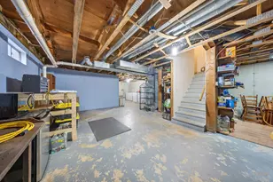 300 Forest Dr, Kirkland, IL 60146 - Photo 31