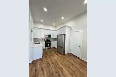 1944 Navarone Drive, Naperville, IL 60565 - Photo 3