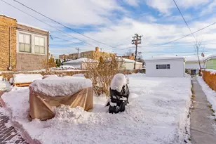 2221 S Lombard Ave, Cicero, IL 60804 - Photo 15