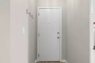 16 Echo Ct, Vernon Hills, IL 60061 - Photo 3