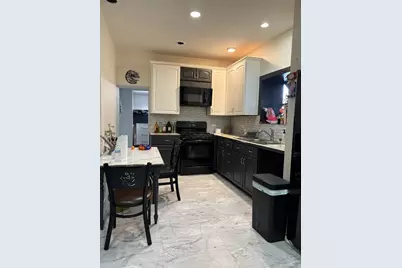 3924 N Sawyer Avenue, Chicago, IL 60618 - Photo 3