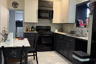 3924 N Sawyer Ave, Chicago, IL 60618 - Photo 3