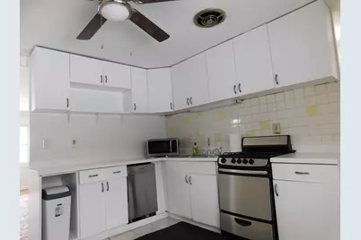 33 Hawthorne Lane, Streamwood, IL 60107 - Photo 5