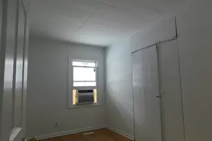 33 Hawthorne Ln, Streamwood, IL 60107 - Photo 7