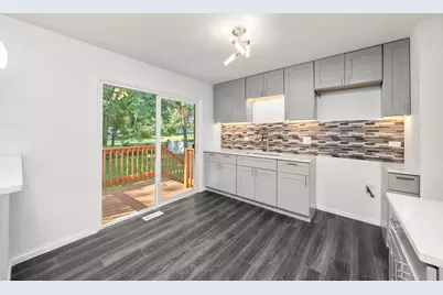 3619 W 163rd Street, Markham, IL 60428 - Photo 9