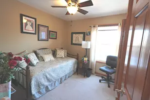 430 Brookhaven Cir, Sugar Grove, IL 60554 - Photo 33