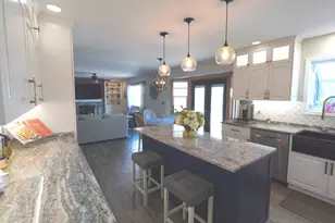 430 Brookhaven Cir, Sugar Grove, IL 60554 - Photo 13