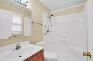 2302 Blackthorn Dr, Champaign, IL 61821 - Photo 23