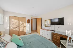 605 Barrington Ave, East Dundee, IL 60118 - Photo 13