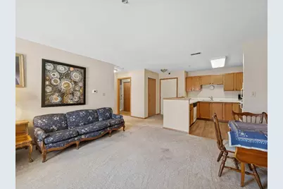 605 Barrington Avenue #350, East Dundee, IL 60118 - Photo 7