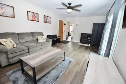 1014 Stonehedge Court, Crystal Lake, IL 60014 - Photo 9