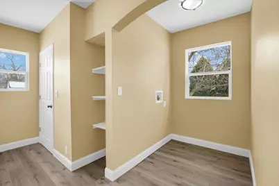 210 E Newkirk Street, Tuscola, IL 61953 - Photo 13