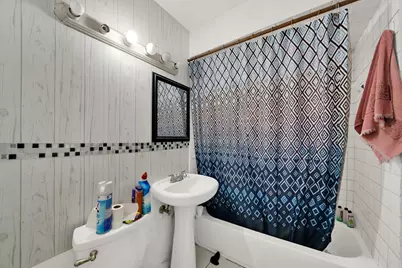 [Address not provided], Chicago, IL 60629 - Photo 9