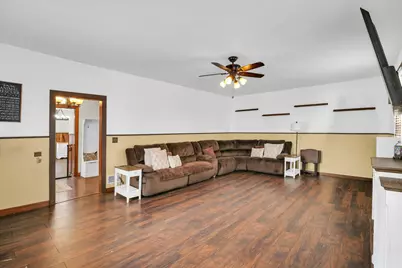 110 E Barker Street, Tuscola, IL 61953 - Photo 7