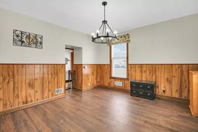 110 E Barker Street, Tuscola, IL 61953 - Photo 9