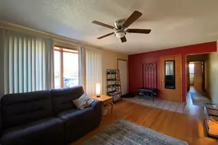 9820 Menard Ave, Oak Lawn, IL 60453 - Photo 5