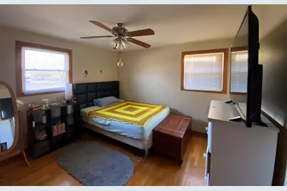 9820 Menard Avenue, Oak Lawn, IL 60453 - Photo 11