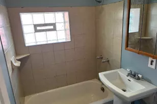 2825 W Lexington St, Chicago, IL 60612 - Photo 33