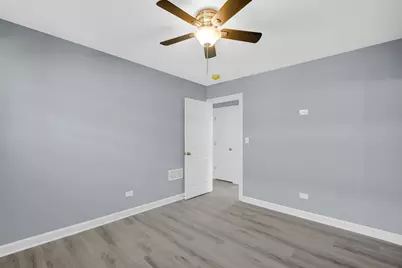 4321 W Augusta Boulevard, Chicago, IL 60651 - Photo 5