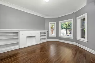 7841 S Burnham Ave, Chicago, IL 60649 - Photo 9