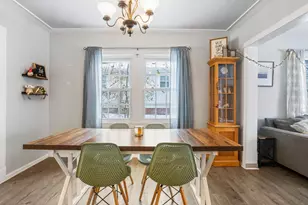 1233 E Jefferson St, Bloomington, IL 61701 - Photo 9