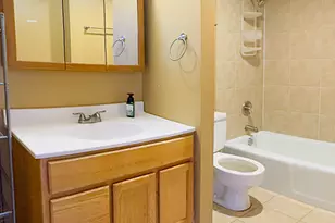 2015 S Finley Rd, Lombard, IL 60148 - Photo 9