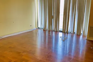 2015 S Finley Rd, Lombard, IL 60148 - Photo 7