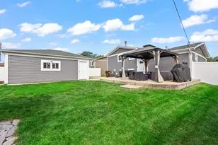 5823 Stuart Ln, Oak Forest, IL 60452 - Photo 25