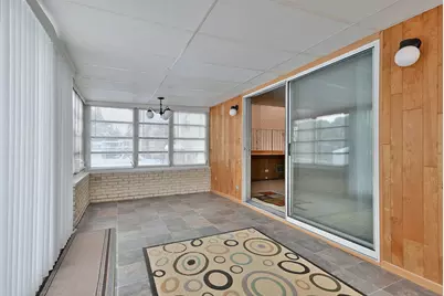 231 N Flora Parkway, Addison, IL 60101 - Photo 27